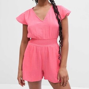 GAP Light Gauze V-Neck Romper Size XXL Flutter Sleeve With Pockets Summer Casual